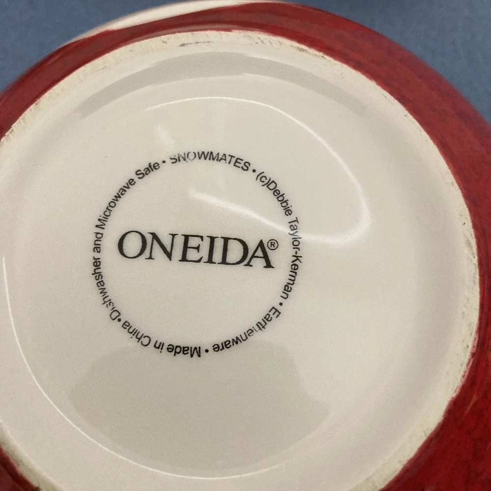 Oneida Snowmates by Debbie Taylor-Kerman Snowmates Red 6